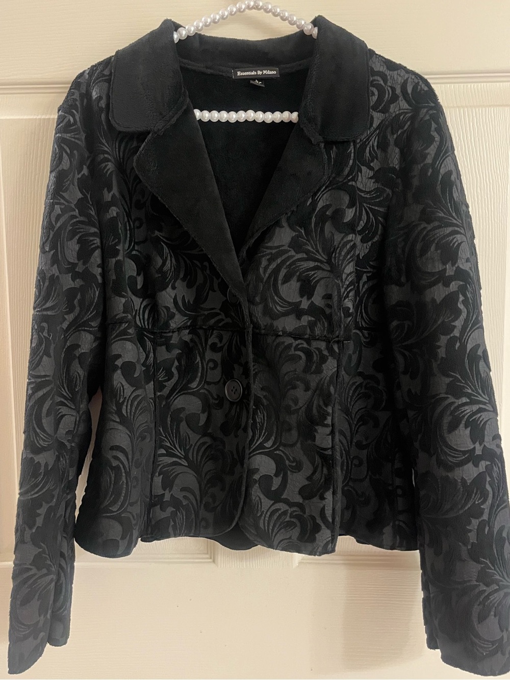 Essentials By Milano Women’s L Black Velvet Flocked Damask Jacket Single Button